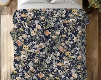 Navy Summer Blanket, Wildflower Velveteen Throw, Soft Cozy Dark Cottagecore Sofa Blanket, Vintage Botanical Home Decor