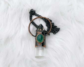 Roller Bottle Essential Oil Aromatherapy Jewelry – Smoky Quartz & Green Agate Cabochon Antique Brass Necklace with Free 2ml oil blend