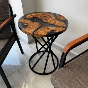Personalized Epoxy Resin Coffee Table Made of Olive Wood, Unique Wooden Resin Coffee Table, Modern Elegance Sofa Table, Rustic Coffee Table