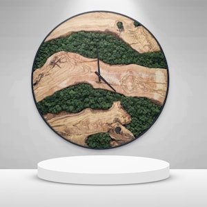 Preserved Moss Wall Clock: Olive Wood & Resin, Handmade Decor