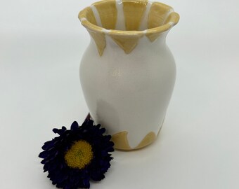 Sunny Baby Vase