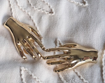 Large Metal Hand Brooch with Eye, Surrealist Gold Pin, Artistic Statement Jewelry, Avant-Garde Schiaparelli Style Brooch, 4 inch Big Pin