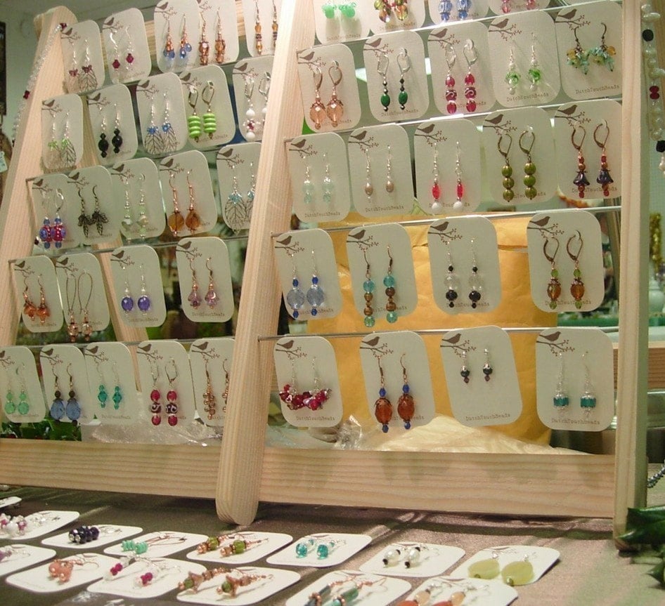 Best Jewelry Displays for Craft Shows and Beyond