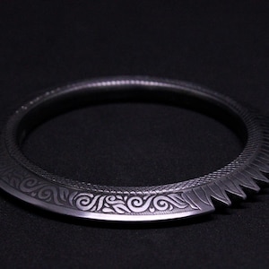 Handcrafted Sarbloh Chakri Kada | Exclusive Iron Bracelet with Unique Teeth Design | Matte Finish Sikh Punjabi Kada