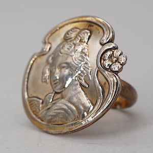 Tamaño 6 Antique Nouveau Brass Ajustable New Old Stock Ring