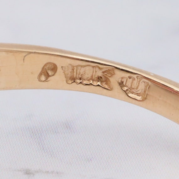 Vintage Retro 10K Gold Crescent Moon Carved Synth… - image 8