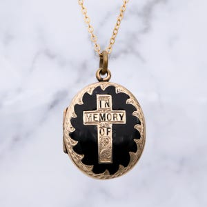 Antique Victorian 9k gold front & back &quot;In Memory Of&quot; black enamel mourning locket pendant