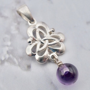 Vintage sterling amethyst trinity celtic knot pendant