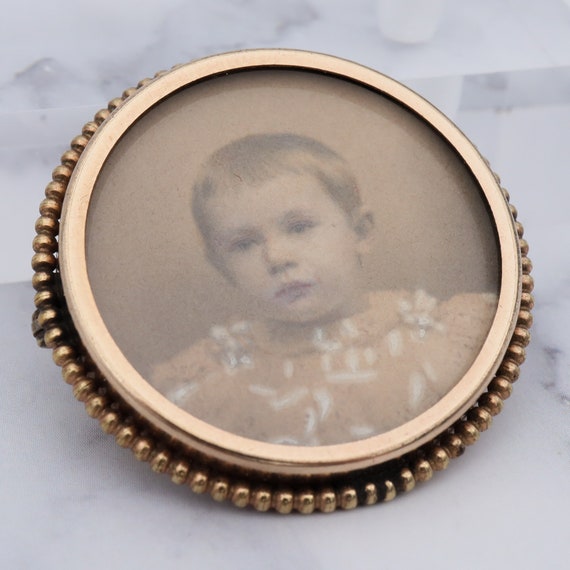 Antique Victorian gold-filled circle brooch with … - image 7