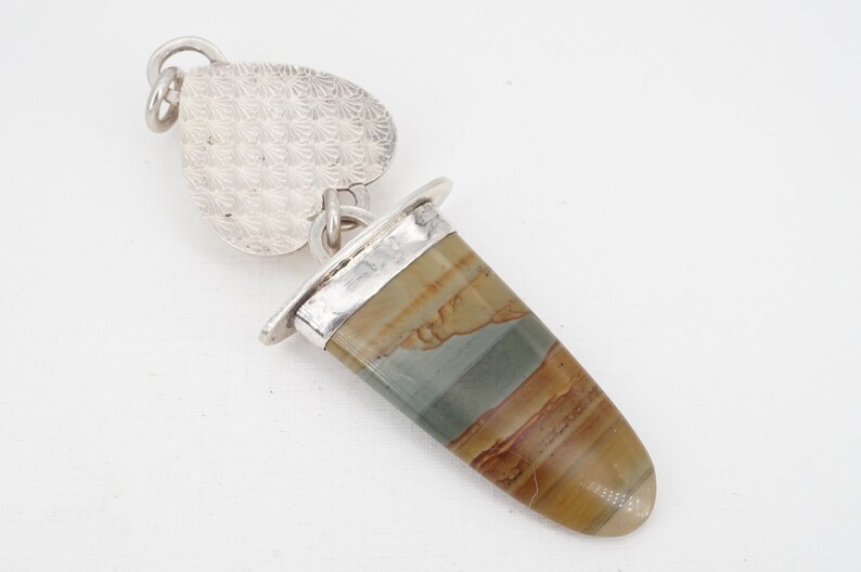 Vintage Sterling landscape agate and quartz druzy pendant image 3