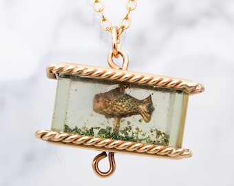 希少なミッドセンチュリー9Kゴールド製可動式水槽チャームペンダント