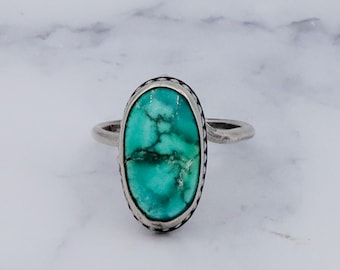 Vintage sterling & turquoise ring, sz 5.5