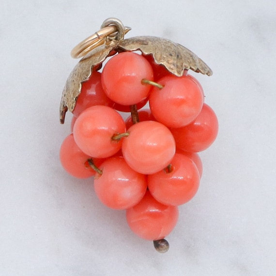Charme Vintage Années 50 Grappe De Raisin - En Argent 800 Et Corail Méditerranéen, Occasion