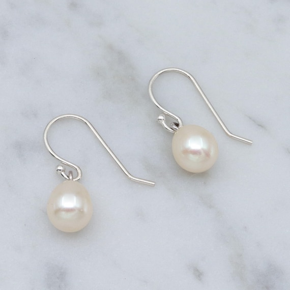 Simple vintage sterling & cultured pearl drop ear… - image 2