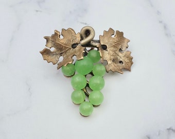 Antique Victorian green frosted glass grape bunch brass brooch/pendant