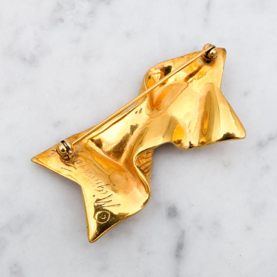 Retro Mignon Faget gold plated twisted ribbon bro… - image 5