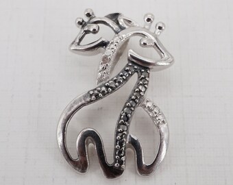 vintage sterling silver white and black diamond giraffe pendant