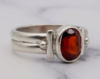 Vintage Modern sterling & garnet ring, sz 6.5