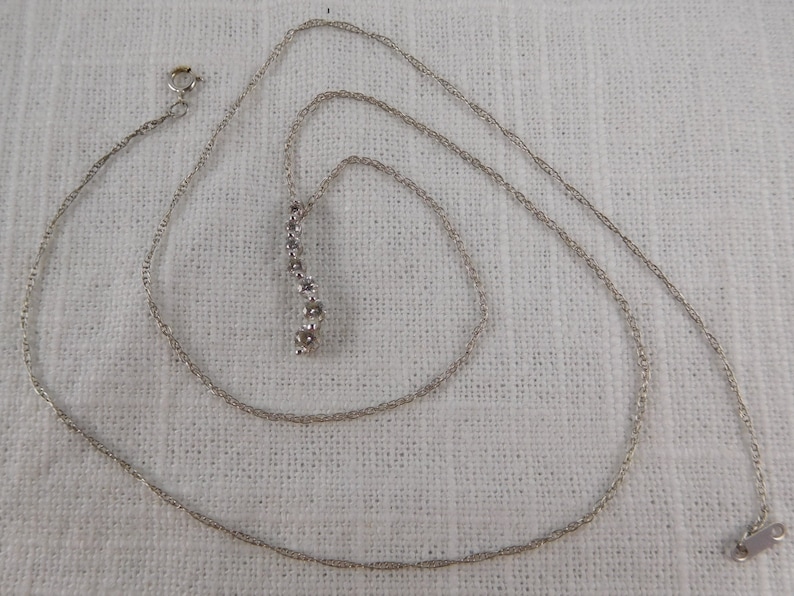 Vintage 14k White Gold and Diamond 18 Necklace WW