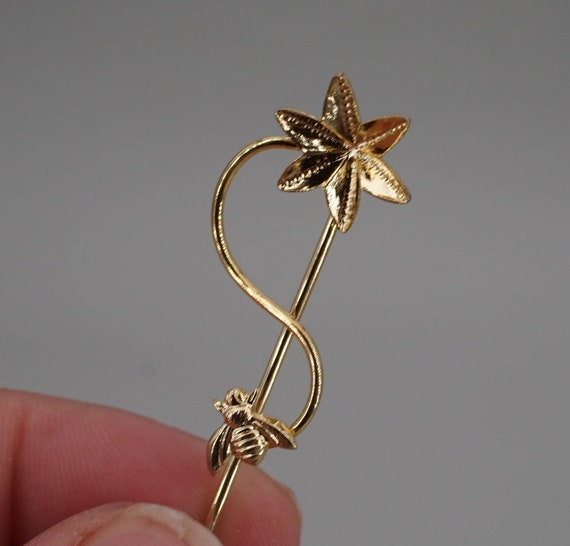 Antique 10K gold Flower and Bee stick pin WW - image 1