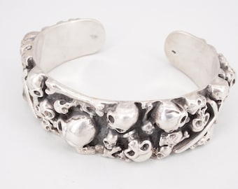 Vintage Heavy Sterling Silver Pop-out Design Skull Cuff Bracelet