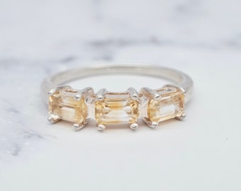 Vintage sterling and citrine ring, size 8