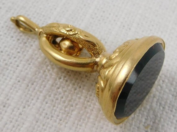 WW) Antique Solid 18K Gold, Etruscan Fob with a Bl