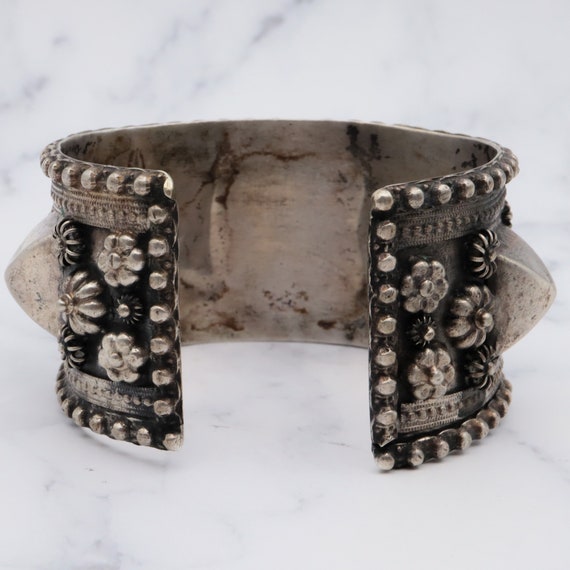 Antique Egyptian silver chunky tribal silver bang… - image 4
