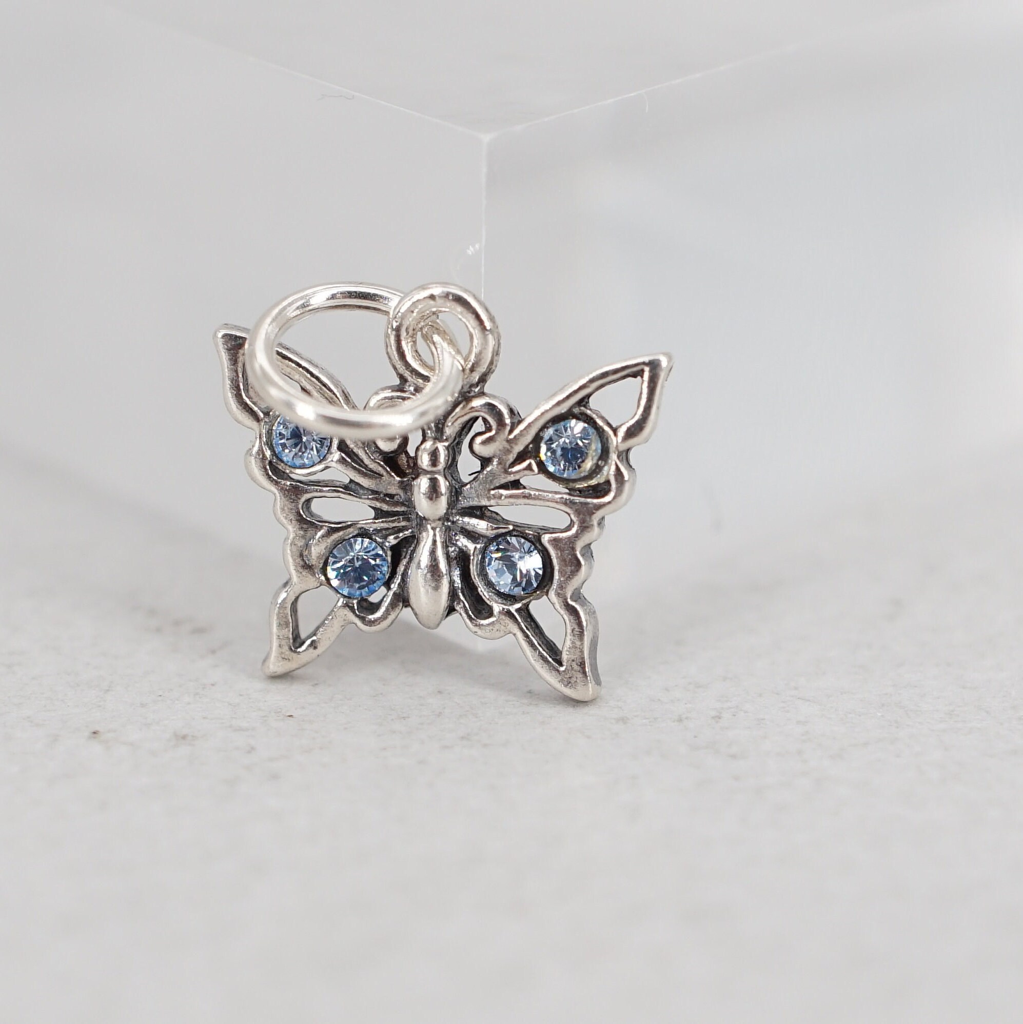[グレースユー]Grace Butterfly Charm (Silver) V-910485705_0_320.jpg?pristine