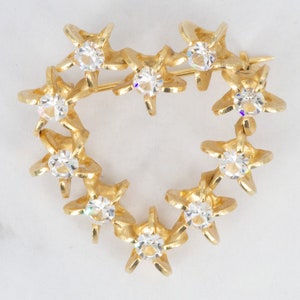 Vintage Gold Plated Star Set Rhinestone Brooch