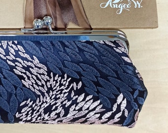 Champagne Navy Lace Pattern tulle Wedding Photo Clutch for Brides, Mother of the Bride Groom Gift, Bridal Shower, Personalized Gift For Mom