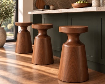 Hocker aus Massivholz | Handgefertigter Holzhocker | Minimalistisches & rustikales Dekor