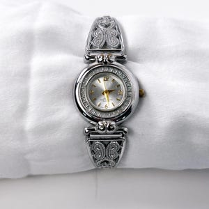 Vintage Silver Womens Stretch Watch