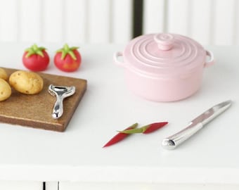 Dollhouse Miniature Pink Dutch Oven Cooking Pot