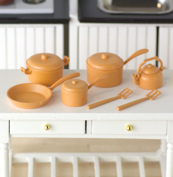 Set stoviglie in melamina modello casa terracotta - 16 pezzi Set stoviglie in melamina modello casa terracotta - 16 pezzi