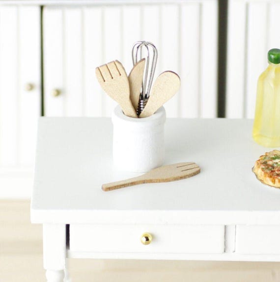 1/12 Scale Miniature Kitchen Utensils - Dollhouse Decor Accessories For Realistic Tiny Home Scenes