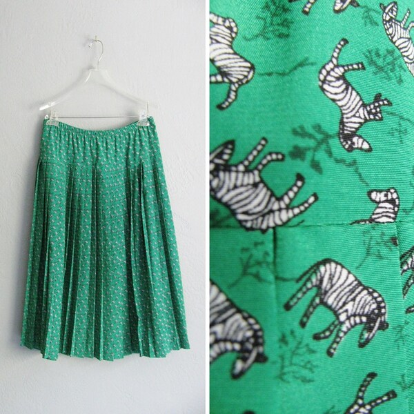 vintage '70s/'80s KELLY green ZEBRA print pleated MIDI skirt. size m l.