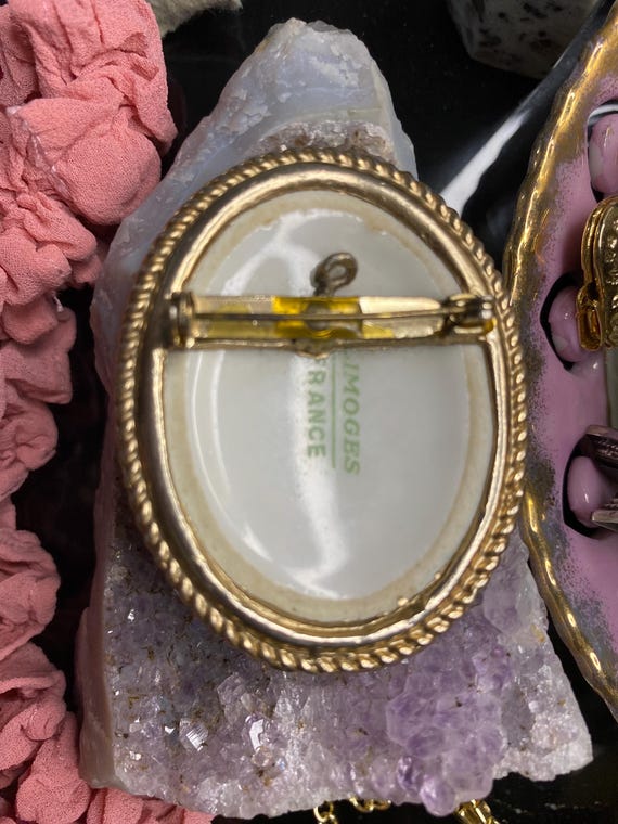Broche Vintage Sazerat Limoges En Porcelaine - Occasion, Pièce De Collection Rare