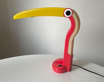 Vintage H.T. Huang Toucan Lamp: Pink Pop Art Desk Light