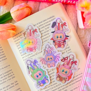 Lot de 5 stickers Bookish Labubu Holographiques