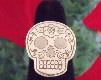 Delicate Leafy Skull Ring