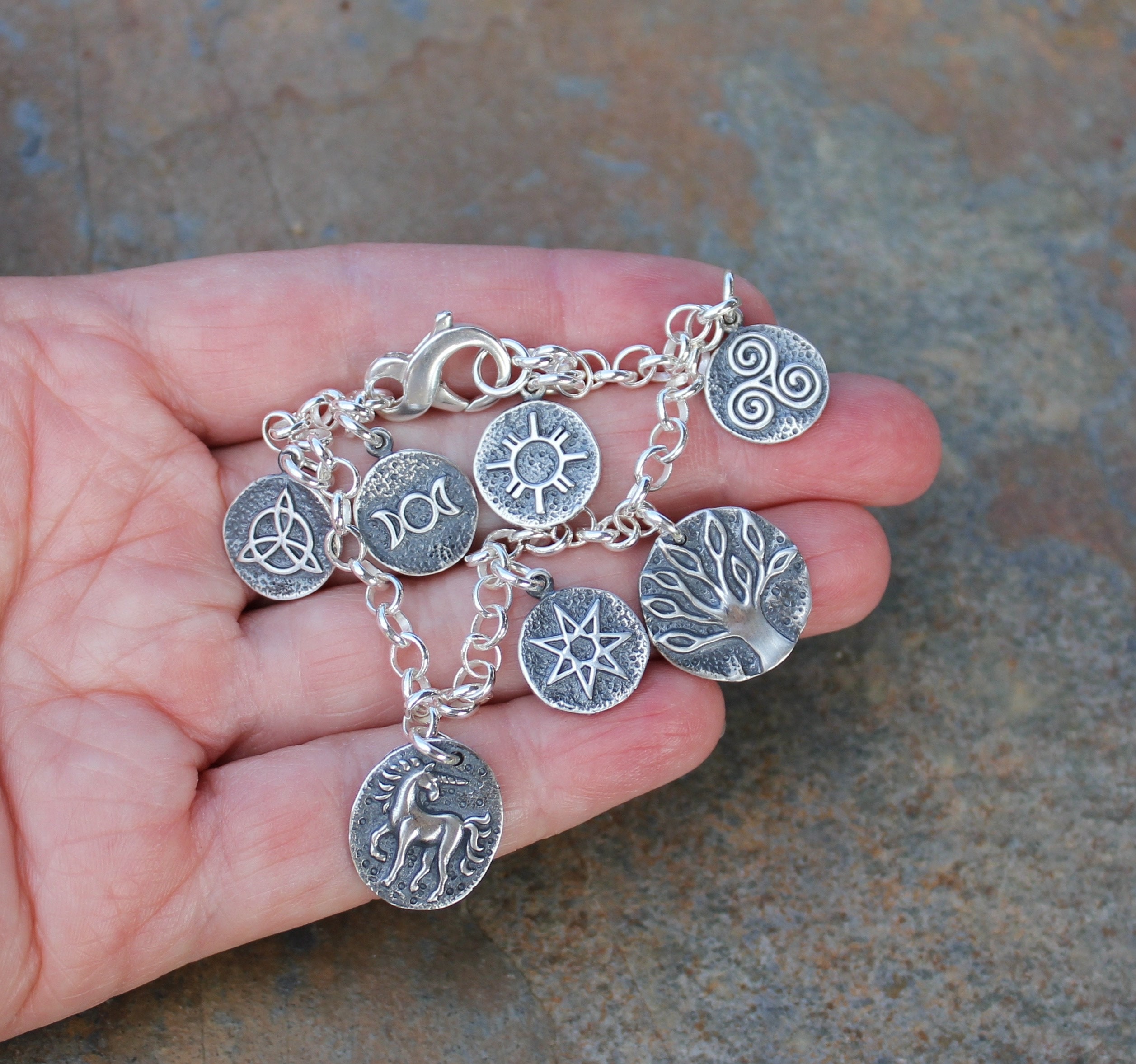 Multiculture Gray Fullbuster Boîte de rangement pour clés Zodiac avec chaîne et symbole de Magier pour les fans de Fairy Tail