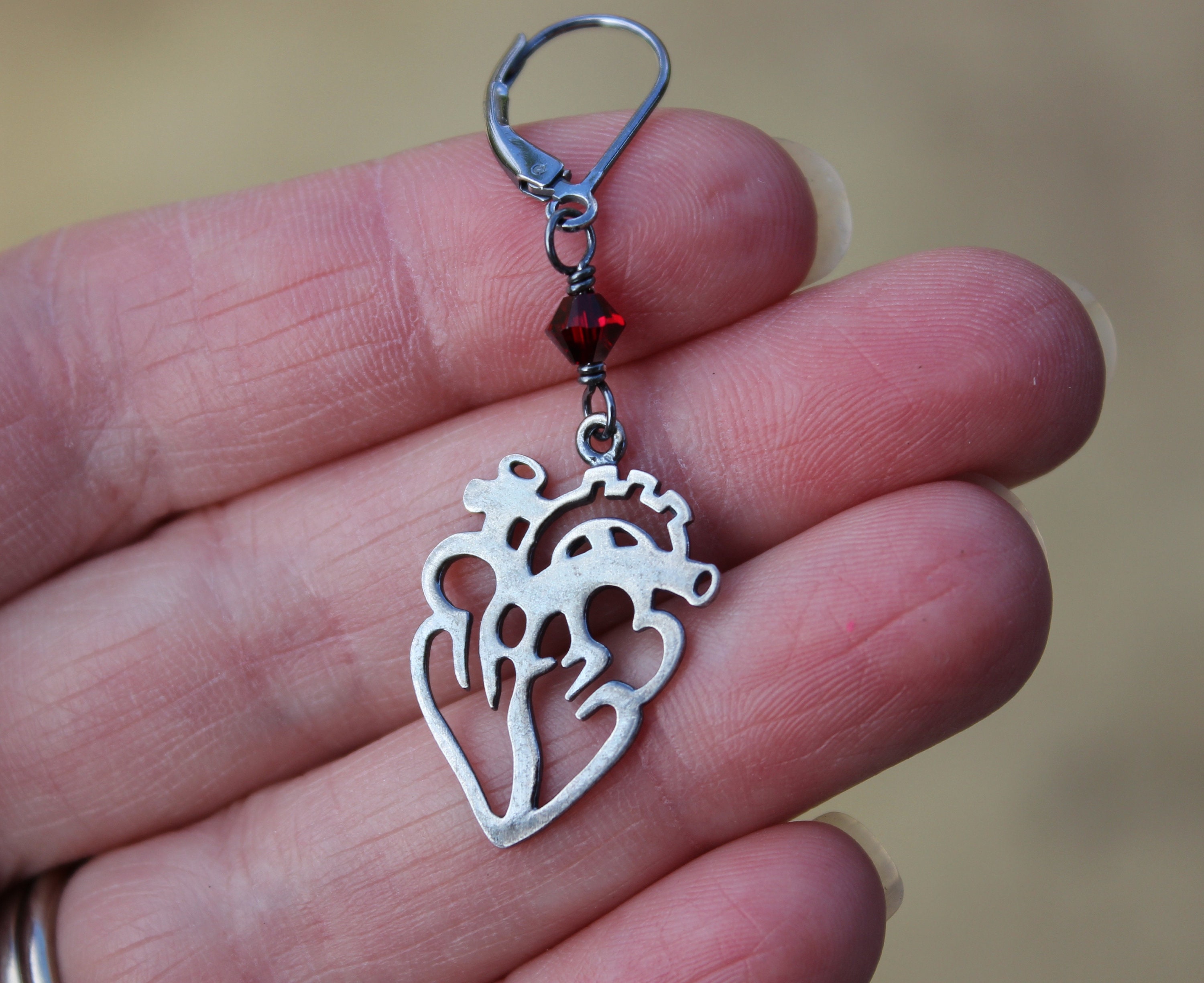 Orecchini a forma di cuore anatomico in argento 925, orecchini a