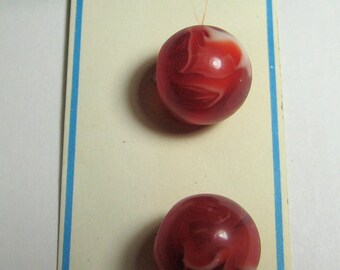 2 - Red Plastic Ball Buttons on BGE Originales Card