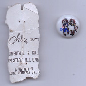 Vintage Plastic Raggedy Ann Andy Sewing Button