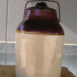 WEIR Antique Stoneware #4 Two Tone Food Storage Jar Crock with Wire Bail Hasp & Lid Early 1900s