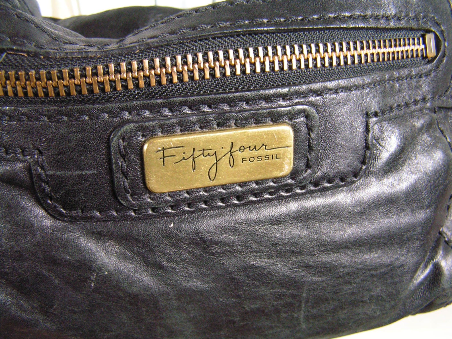 Take A Look About Fifty Four Fossil Pursefeed