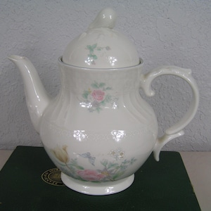 Vintage Royal Doulton Valencia Floral Teapot & Lid The Moselle Collection