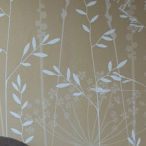 SAMPLE In the Tall Grass wallpaper in 'kraft' by Hannah Nunn, a bold, mural print of over sized meadow grasses and queen anne's lace