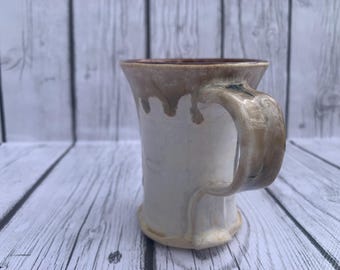 ręcznie robiony ceramiczny kubek